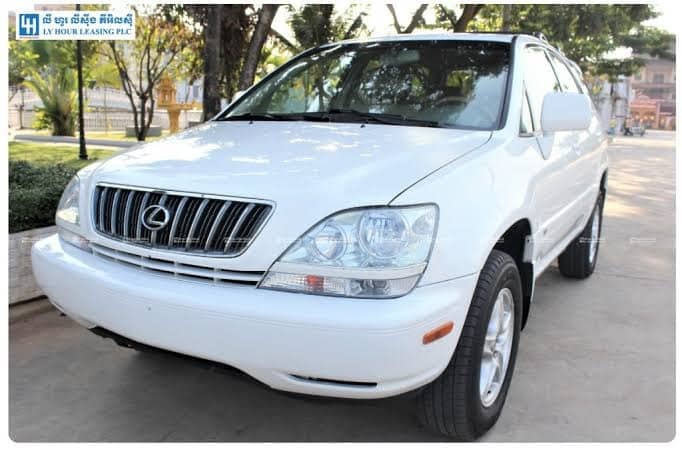 A Lexus mini jeep recently repainted via oven bake at Opengate Auto Spray Ajah, Lagos